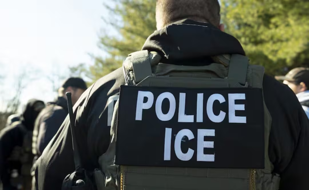 Agente del ICE imputado de atropell4r a mexicano en Houston se entregará el lunes; es acusado de agresi0n agravada