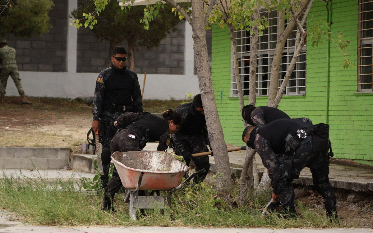 Unen esfuerzos Comisaría y Ejército en rehabilitación de plantel