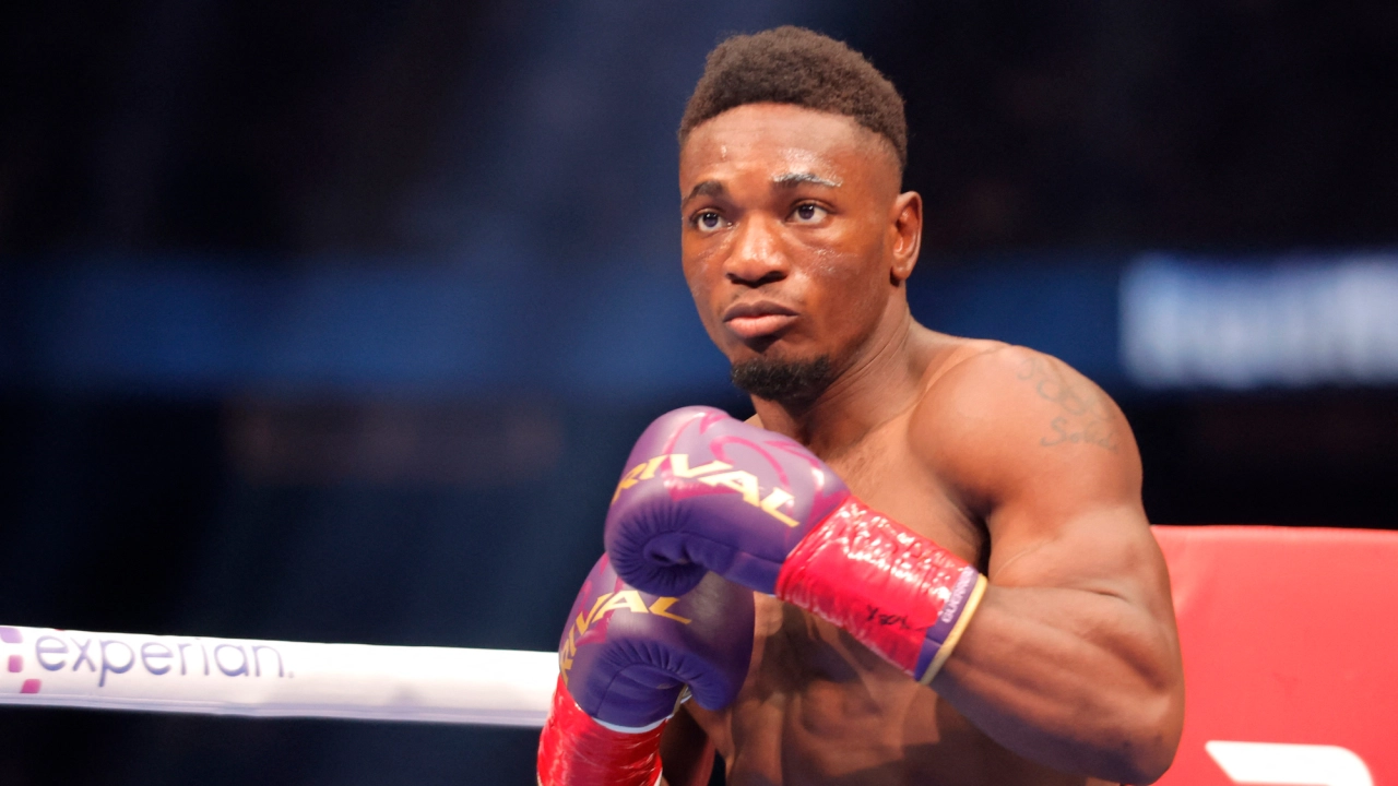«Yo mejoro mientras él va en declive», confía Mbilli antes de su combate contra Canelo