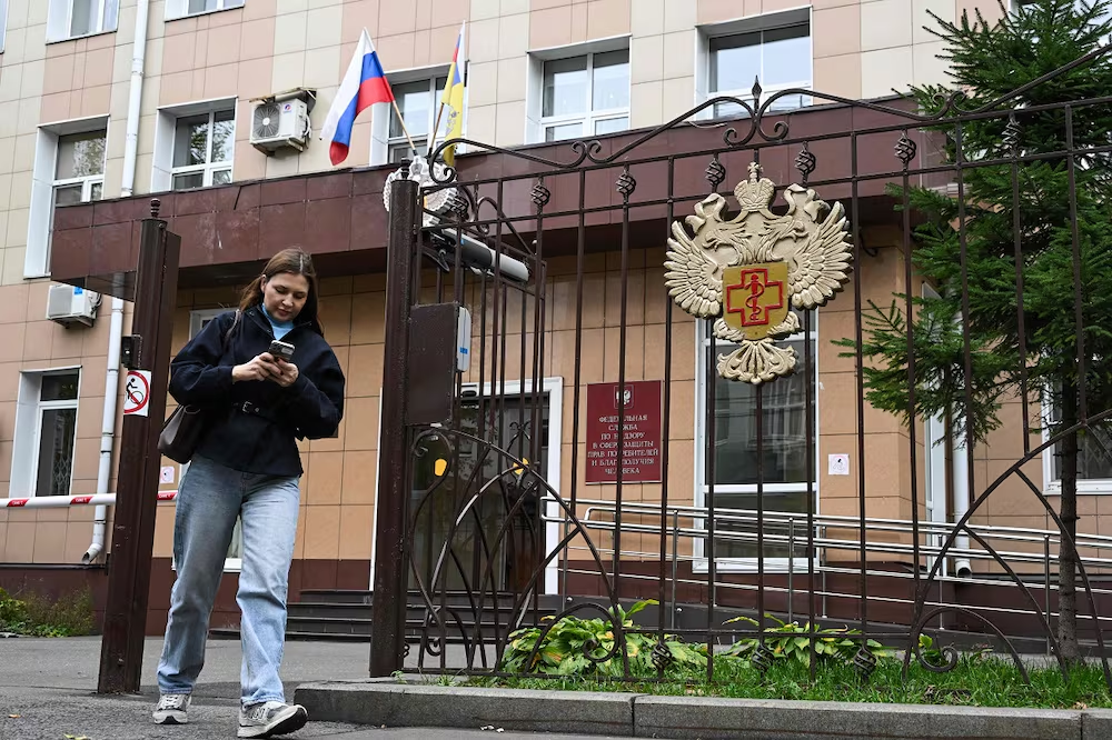 Imponen cuarentena tras sospecha de peste pulmonar en hospitales de Siberia; investigan posible brote