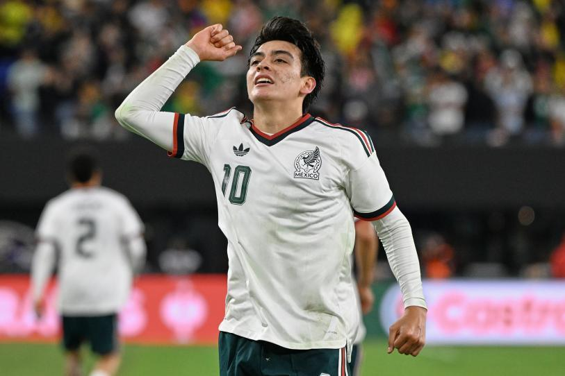 Liverpool analiza fichar a Gilberto Mora por más de 40 millones de euros