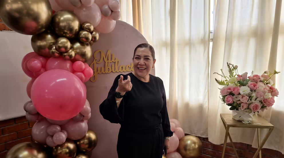 Quién fue Nery Edith, la subdirectora de 56 años que muri0 durante el ataque en una secundaria de Torreón