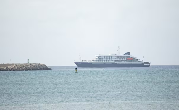 Se reportan al menos 109 muert*s y 116 desaparecidos al volcar un barco de migrantes en Yibuti; embarcación viajaba a Yemen