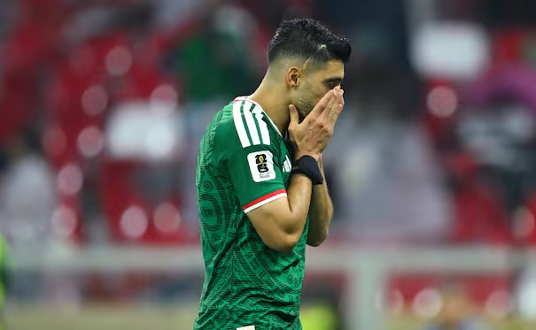 La Selección Mexicana lamenta la baja de Raúl Jiménez: «Es importante y tiene mucho futbol para dar»