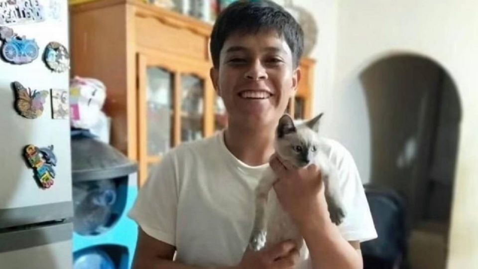 Localizan con vida a estudiante de la Universidad de Guanajuato; sujetos arm4dos sustraen a otro del Conalep