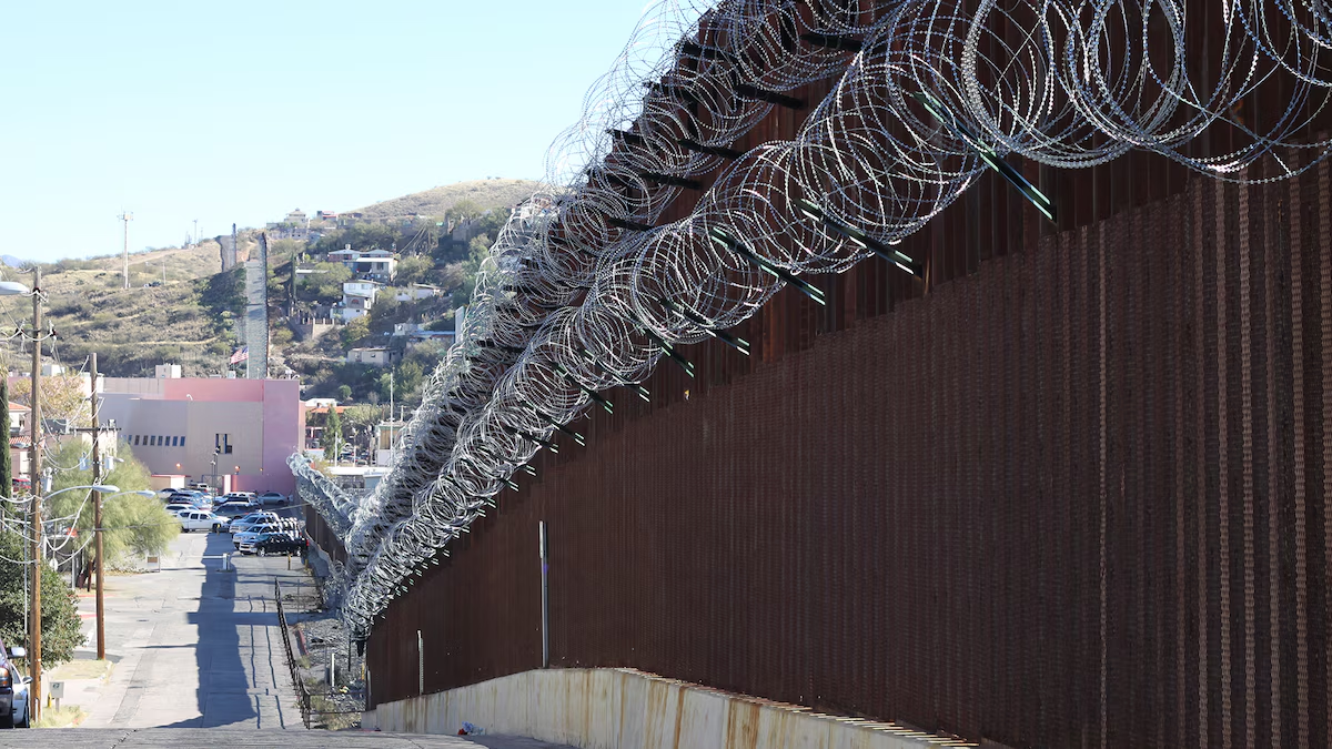 Con ‘dedicatoria’ a los cárteles: Trump prohíbe vuelo de drones no autorizados en frontera con México