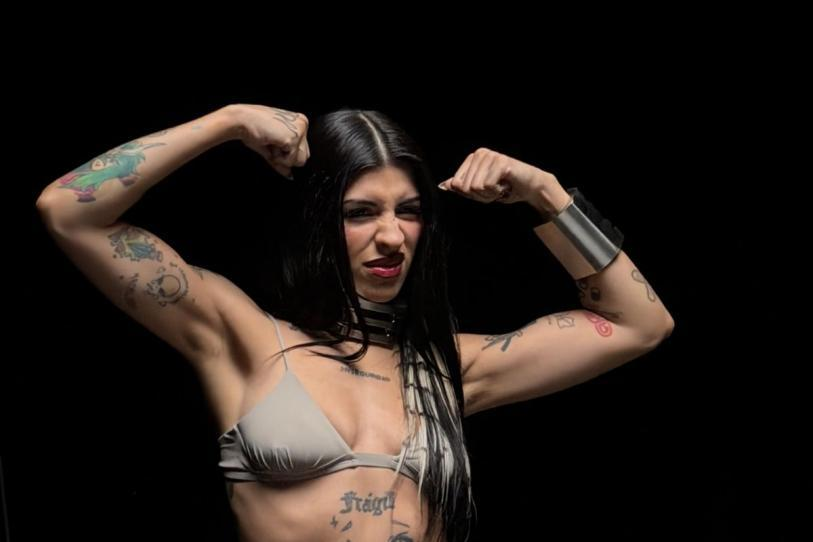 “A mí me afectó”: Cazzu denuncia violencia económica y habla del valor del dinero en pareja