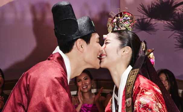 EJAE, cantante de «Las Guerreras K-pop», se casa con Sam Kim; tuvieron una romántica ceremonia en Seúl