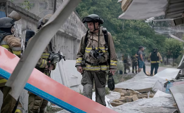 Ucrania ordena evacuar sus últimos grandes bastiones en el Donbás; medida llega ante avance de las tropas rusas