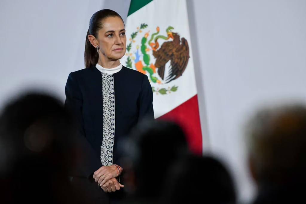 “No me corresponde”: Sheinbaum se niega a intervenir en la destitución del líder del sindicato del IMSS