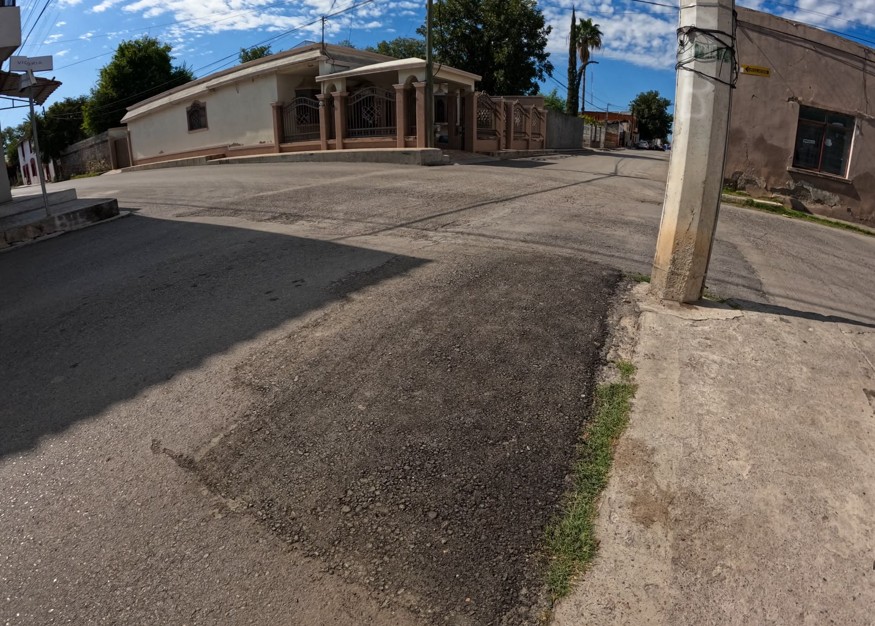 Intensifica Múzquiz trabajos de bacheo tras las lluvias recientes